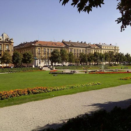Zagrebrent Apartments Exteriér fotografie