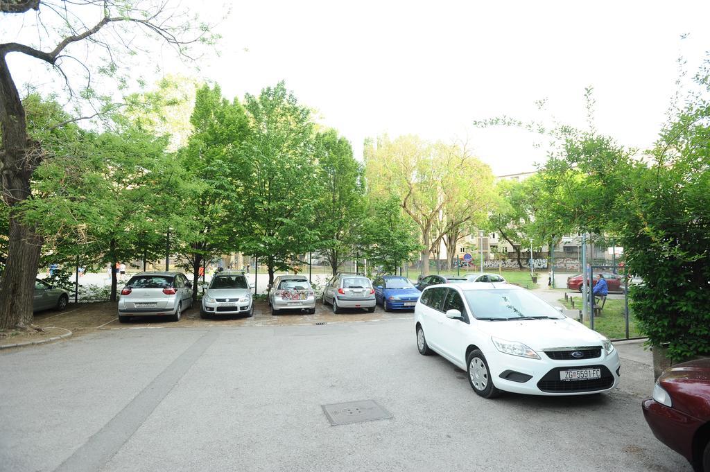 Zagrebrent Apartments Exteriér fotografie